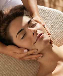 Revitaliserende gezichtsbehandeling
